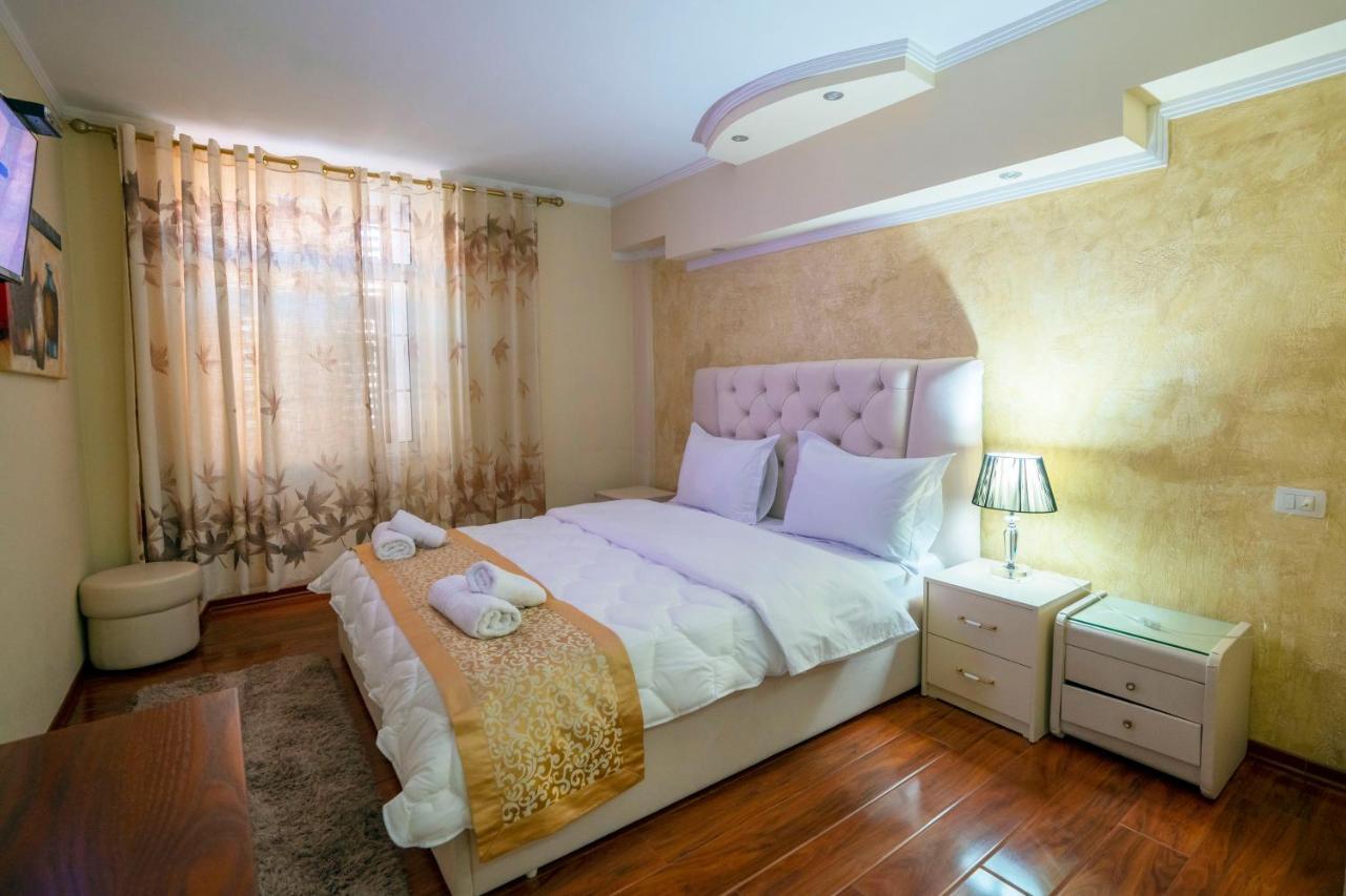 Zobo Hotel Shkoder Exterior photo